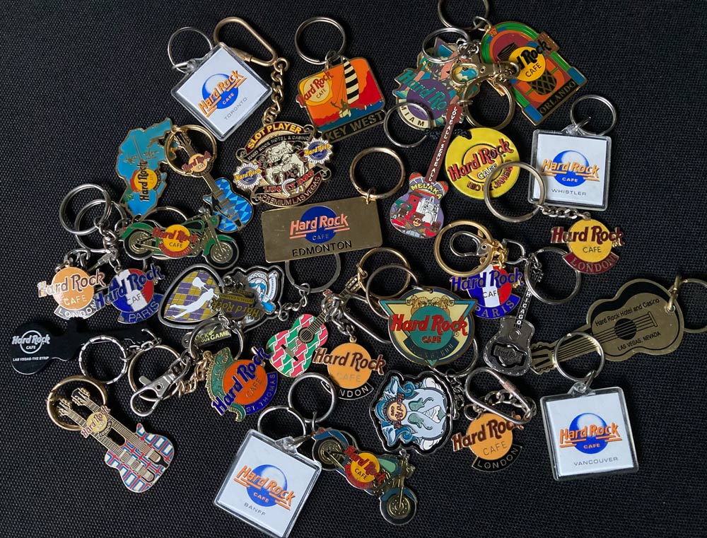 You are currently viewing Missing Hard Rock Bar Bristol Keychain